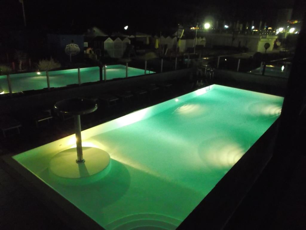 Hotel Garden Cattolica Eksteriør bilde
