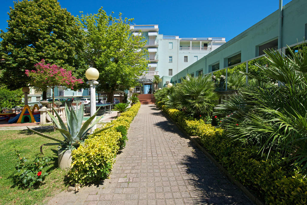 Hotel Garden Cattolica Eksteriør bilde