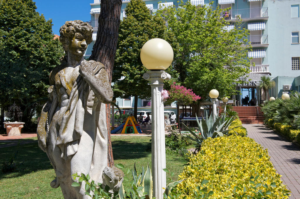 Hotel Garden Cattolica Eksteriør bilde