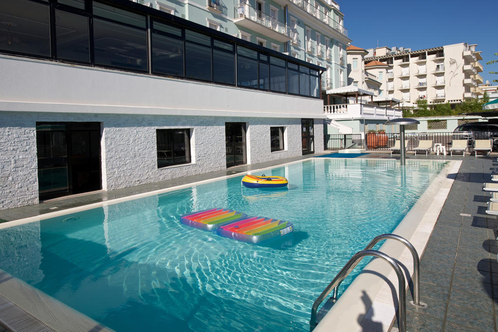 Hotel Garden Cattolica Eksteriør bilde